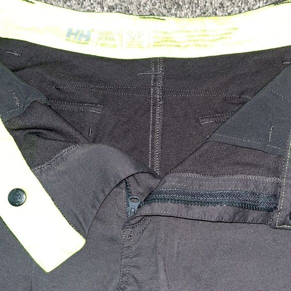 Helly Hansen - Medium Gray Shorts - Small - Picture 3 of 3
